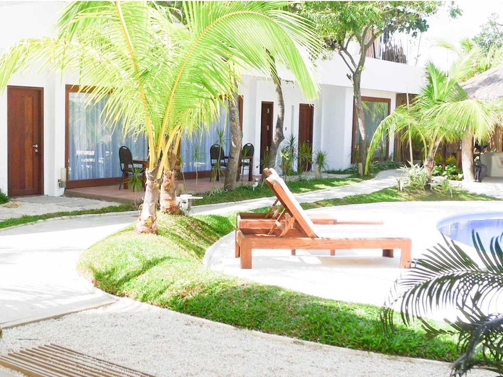 Urban Sands Hotel Iloilo Buitenkant foto