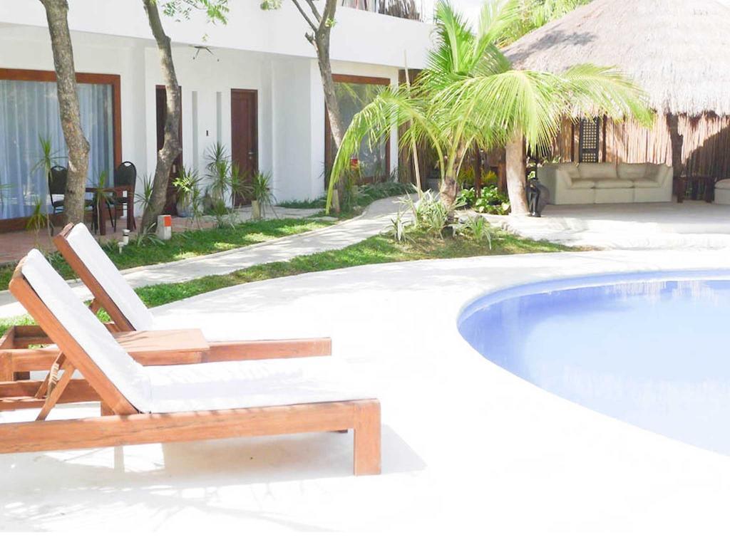 Urban Sands Hotel Iloilo Buitenkant foto