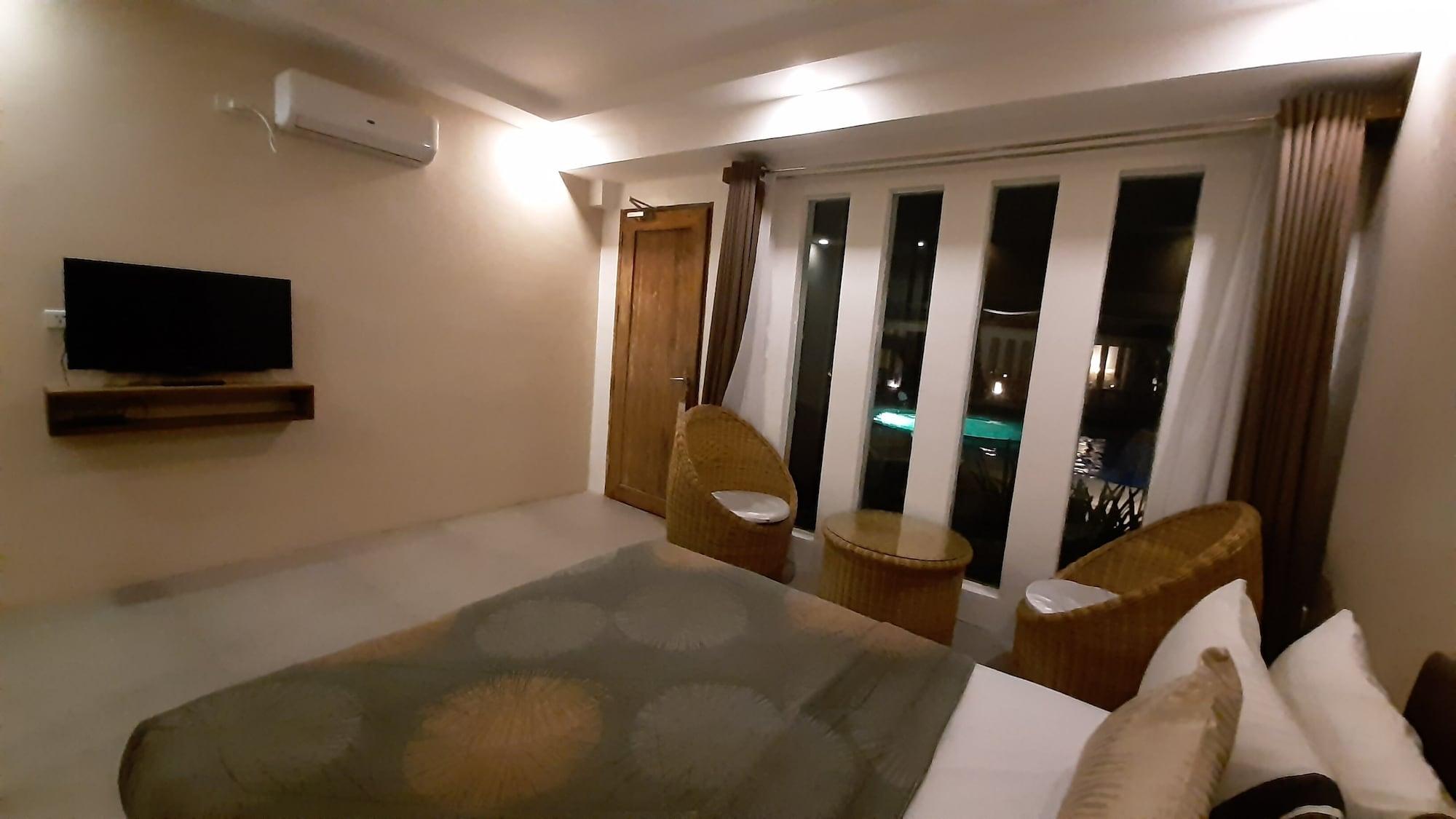 Urban Sands Hotel Iloilo Buitenkant foto