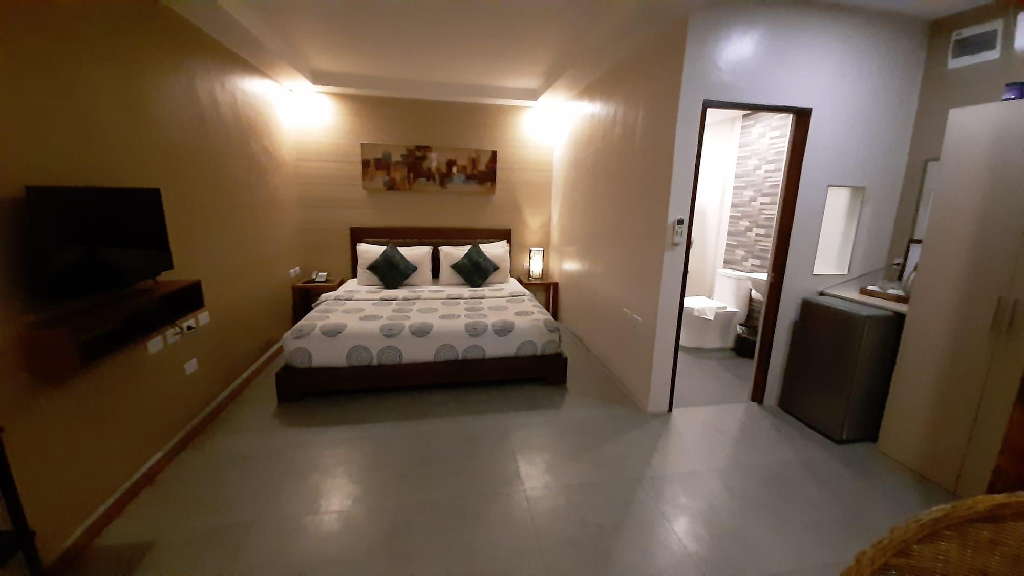 Urban Sands Hotel Iloilo Buitenkant foto