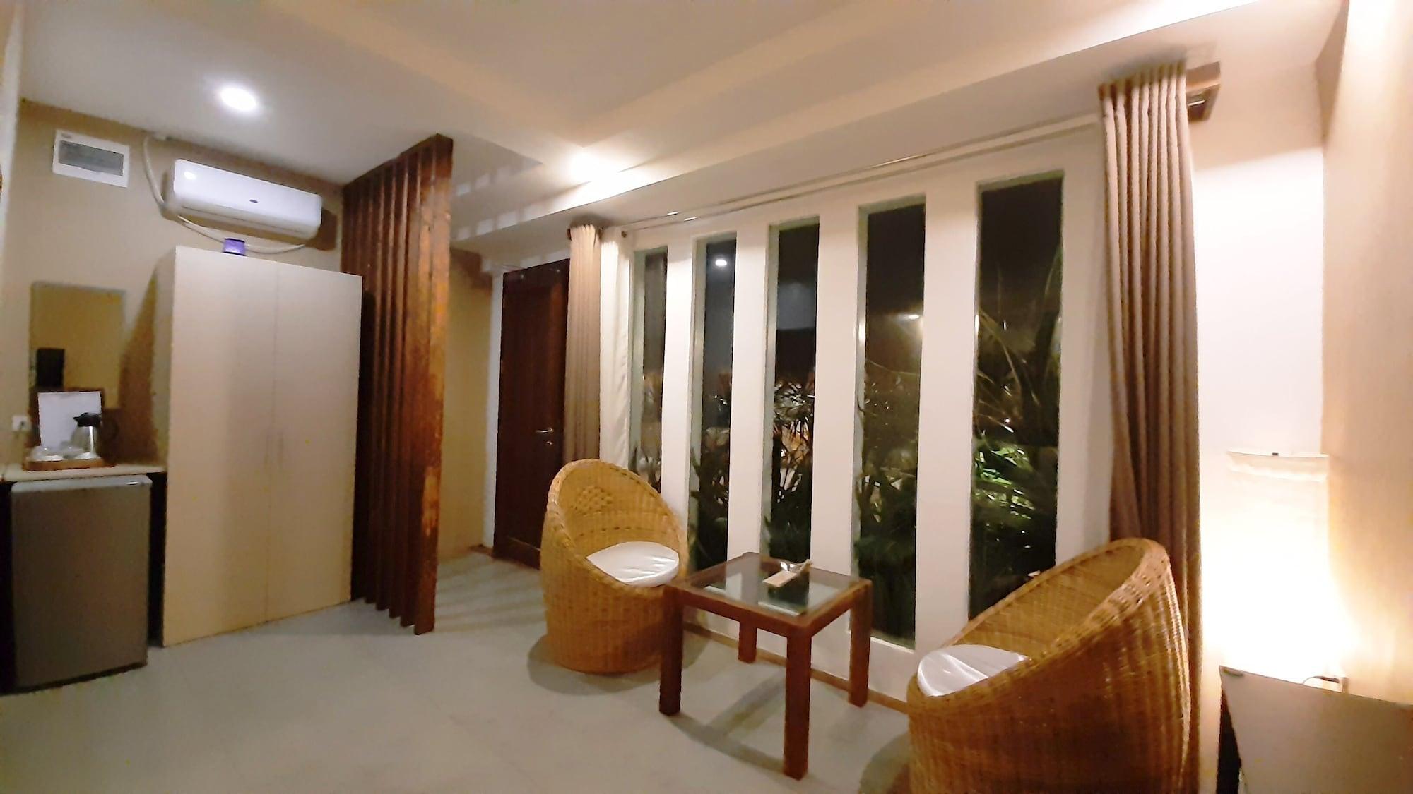 Urban Sands Hotel Iloilo Buitenkant foto